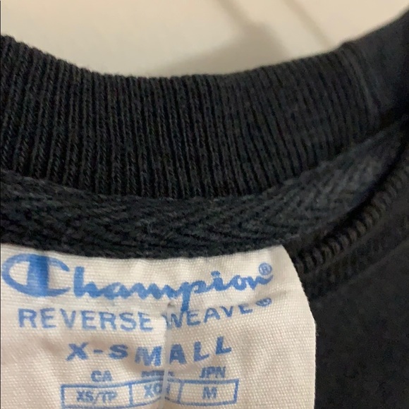 Champion reverse weave Black Crewneck - Picture 6 of 6